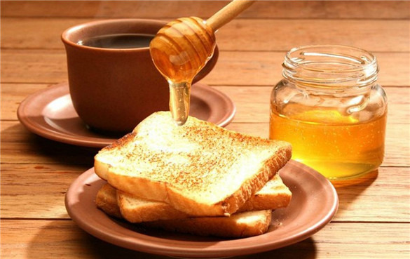 麦卢卡蜂蜜的功效，哪些人不适合吃？