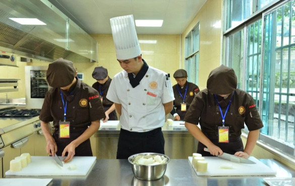 甘肃1月份劳动力市场工资收入厨师仍是第一