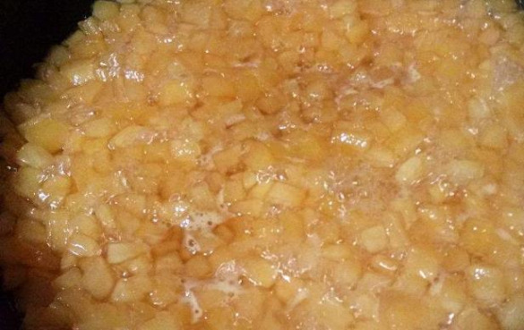 苹果酱的功效与作用，家庭如何制作苹果酱？