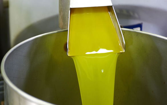 冷榨橄榄油的12个功效与作用，能炒菜吗？