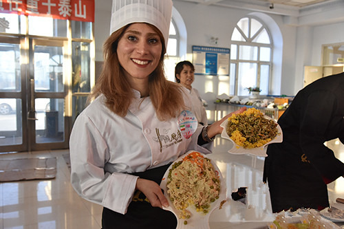 “美丽中国香飘四海”中外留学生厨艺大赛在黑河学院举行