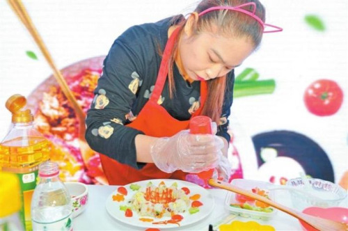 芜湖“美妈私房菜”厨艺大赛：注重健康饮食