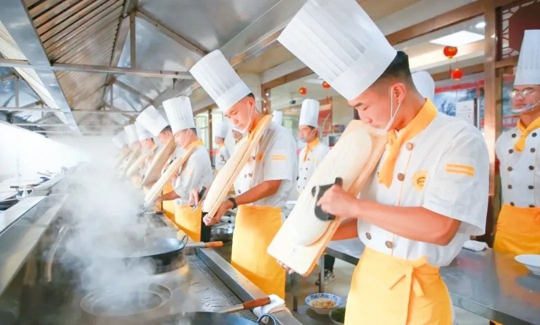 揭秘赣州新东方“4D厨房”的实施标准！快来看看吧！